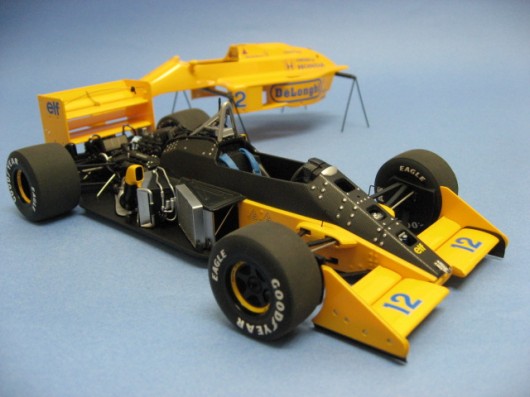 オートアート ロータス 99T ホンダ F1 日本GP 1987 NO.12 アイルトン